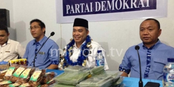 CBD membawa produk UMKM saat mendaftar di Demokrat