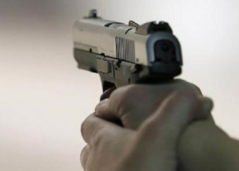 Foto Ilustrasi Pistol