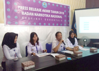 Kepala BNNP Gorontalo, Brigjen Pol Oneng Subroto pada acara Press Release Akhir Tahun 2018. (Foto: Lukman Polimengo)