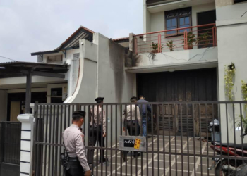 Rumah Wakil Ketua KPK Laode Muhammad Syarif, Kalibata, Pancoran, Jakarta Selatan yang dilempari bom molotov oleh orang tak dikenal. Foto: Medcom.id/Ilham Pratama Putra.