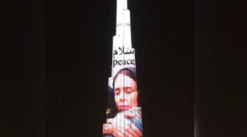 Foto PM Jacinda Ardern di Burj Khalifa. Foto: Twitter/Sheikh Mohammed