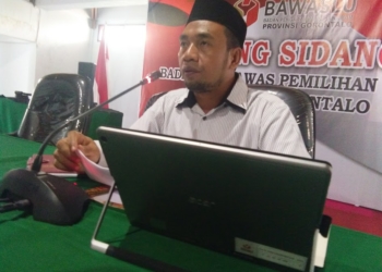Ketua Bawaslu Provinsi Gorontalo - Djaharudin Umar.