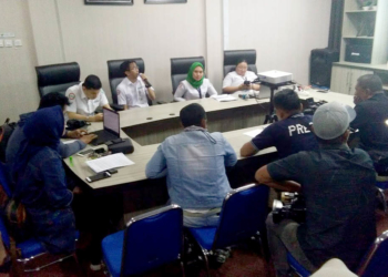 Kepala Perwakilan BPJS Gorontalo saat menggelar jumpa pers di Kantor BPJS Kesehatan Cabang Gorontalo, Senin (27/05/2019).