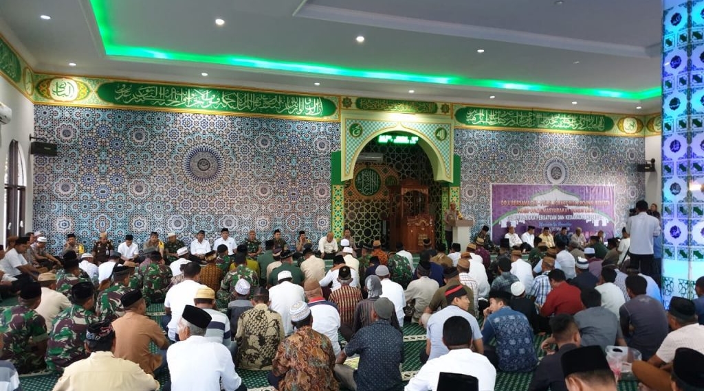 Doa bersama yang digelar di Masjid Rahmatan Lil Alamiin SPN Batudaa, Polda Gorontalo, Senin (20/5/2019).