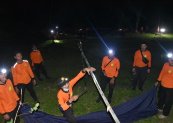 Sebanyak 50 peserta potensi SAR dari unsur TNI, Polri, serta dari instansi, kelompok pecinta alam dan organisasi kemasyarakatan lainnya mengikuti latihan di pegunungan Kecamatan Tapa, Kabupaten Bonebolango.