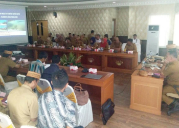 Rapat Koordinasi antara Pemerintak Provinsi Gorontalo bersama jajaran Pemerinta kabupaten Boalemo terkait pembangunan objek wisata Pantai Ratu, yang digelar di Ruang Huyula, Kantor Gubernur Gorontalo, Selasa (25/6/2019)