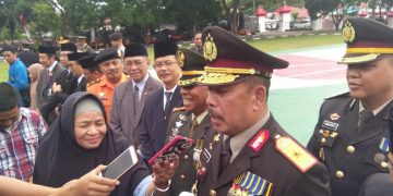 Kapolda Gorontalo Brigjen Pol rachmad Fudail saat diwawancarai awak media usai upacara HUT Bhayangkara ke 73, Rabu (10/7/2019).