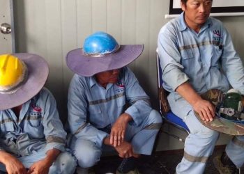 Tenaga Kerja Asing (TKA) asal China yang menjadi tenaga kerja pada proyek pembangunan PLTU di Desa Tanjung Karang, Kecamatan Tomito, Kabupaten Gorontalo, tak memiliki Surat Tanda Melapor (STM) dari kepolisian.