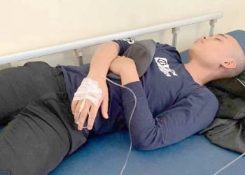 Mohammad Akbar siswa kelas XI Madya Jurusan Ilmu Pengetahuan Alam (IPA), Sekolah Menegah Atas (SMA) Wira Bhakti Gorontalo babak belur dianiaya beberapa senior dan pelatih.