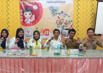 Tanya Obat Tanya Apoteker. Slogan ini menjadi salah satu ajakan para apoteker kepada masyarakat tentang pentingnya menggunakan obat, yang digelar melalui Pencanangan Gerakan Masyarakat Cerdas Menggunakan Obat ( GeMaCerMat ) se - Kecamatan Kota Tengah, Kota Gorontalo, Senin (30/9/2019).