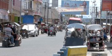 Parkir liar di salah satu lokasi di Kota Gorontalo.