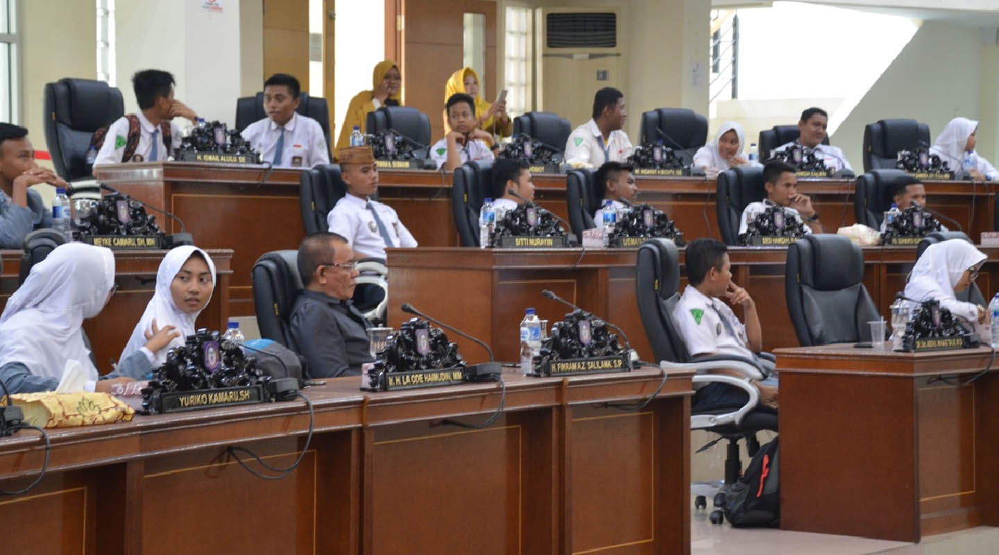 Ratusan Pelajar Duduki Kursi DPRD Provinsi Gorontalo Ada 