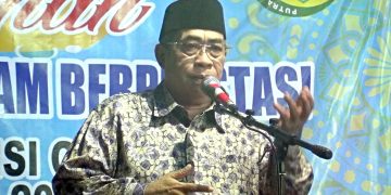 Adhan Dambea, Anggota DPRD Provinsi Gorontalo.