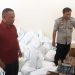 Selain menggelar rapat, Komisi 1 DPRD Provinsi Gorontalo juga melihat langsung barang bukti miras hasil operasi Polres Bonebolango.