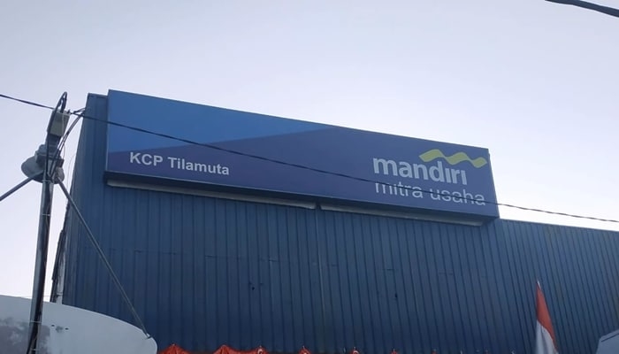Kantor Bank Mandiri KCP Tilamuta. Foto: Kronologi.id.