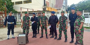 Korem 133 Nani Wartabone yang bersama Sat Brimob Polda Gorontalo melakukan aksi himbauan pencegahan virus corona kepada masyarakat, Sabtu (21/3/2020).