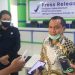 Wakil Ketua DPRD Provinsi Gorontalo,  La Ode Haimudin didampingi Kepala BPOM Gorontalo, Yudi Noviandi saat diwawancara awak media. Fofo: Lukman Polimengo