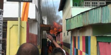 Kebakaran yang menimpa empat rumah di Kelurahan Limba U II,  Kecamatan Kota Selatan,  Kota Gorontalo,  Rabu (20/5/2020)