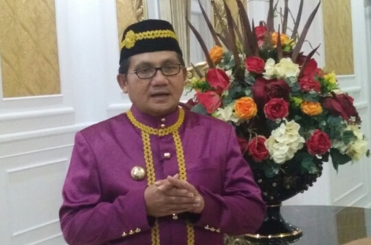Wali Kota Gorontalo,  Marten Taha.  Foto: Lukman Polimengo.