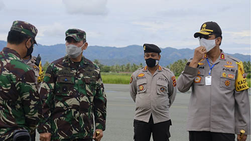 Pangdam XIII Merdeka, Kapolda Gorontalo, Danrem Nani Wartabone, saat mengunjungi beberapa lokasi di Provinsi Gorontalo.