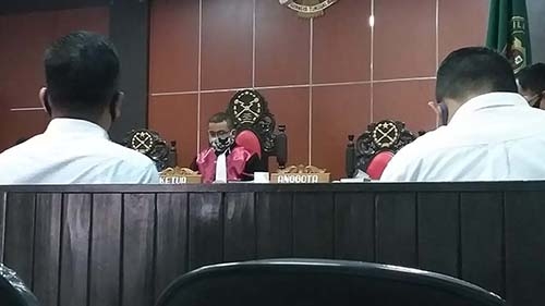 Suasana sidang gugatan praperadilan di Pengadilan Negeri (PN) Limboto, Senin (18/5/2020).