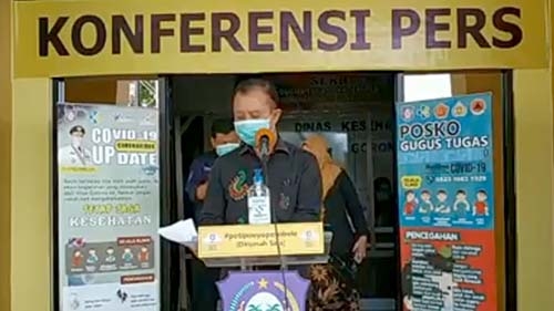 Juru Bicara GTPP Covid-19 Provinsi Gorontalo, dr Triyanto Bialangi, saat memberikan keterangan pers, terkait perkembangan corona di Gorontalo.