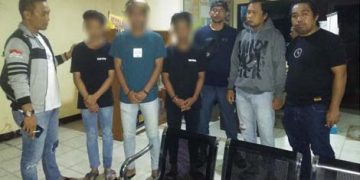 Anggota ‘Gank Slaber’ diringus aparat gabungan, Timsus Street Hunter bersama Resmob Rajawali Polres Gorontalo Kota, lantaran diduga melakukan penyerangan terhadap rumah Iswan Eki, salah seorang warga yang berdomisili di Kelurahan Libuo, kecamatan Dungingi, Kota Gorontalo, Minggu (28/6/2020) sekitar pukul 02.00 WITA.