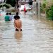 Banjir yang menggenangi pemukiman warga di Kelurahan Bugis, Kota Gorontalo, Sabtu (1/8/2020). Foto: Lukman Polimengo.