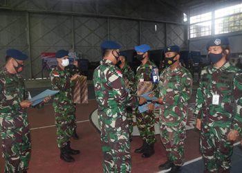 Sebanyak delapan prajurit yang terdiri dari Bintara serta Tamtama di Lanud Maimun Saleh (MUS) mendapatkan mutasi penugasan, yang ditandai dengan apel perdana tradisi penyerahan Piagam dan pelepasan personel, yang dilaksanakan di hanggar Lanud MUS, Senin(12/10/2020).