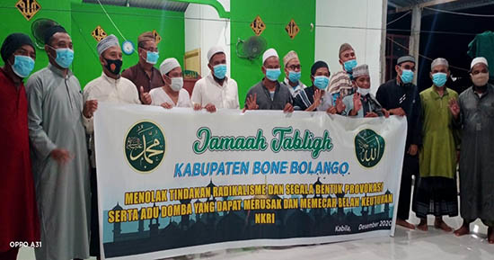 Sejumlah jamaah tabligh di Kabupaten Bone Bolango mendeklarasikan penolakan terhadap segala bentuk radikalisme serta provokasi diseluruh wilayah Provinsi Gorontalo.