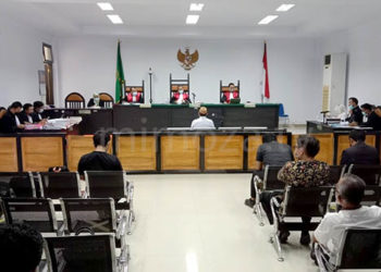 Suasana sidangkasus dugaan korupsi mega proyek GORR di Pengadilan Tipikor Gorontalo. Foto: Lukman Polimengo.