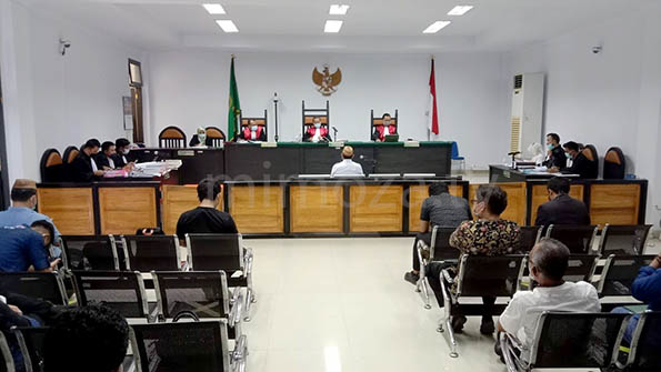 Suasana sidangkasus dugaan korupsi mega proyek GORR di Pengadilan Tipikor Gorontalo. Foto: Lukman Polimengo.