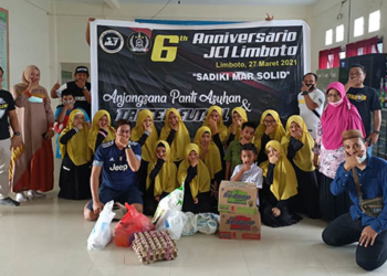 Dalam rangka Ulang tahun yg ke 6 Juventus Club Indonesia (JCI) Chapter Limboto melaksanakan kegiatan anjangsana ke panti asuhan dan pertandingan Futsal.