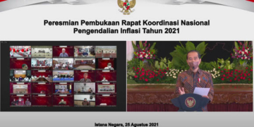 Presiden Joko Widodo membuka Rapat Koordinasi Nasional Pengendalian Inflasi Tahun 2021, Rabu (25/08/2021) pagi, di Istana Negara, Jakarta. (Sumber: Tangkapan Layar YouTube Sekretariat Presiden)