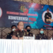 Kepala Kejaksaan Tinggi Gorontalo, Risal Nurul Fitri bersama jajarannya saat menggelar press rilis akhir tahun.