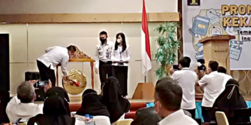 Kepala Kantor Wilayah Kementerian Hukum dan HAM Gorontalo , Heni Susila Wardoyo  saat mebuka kegiatan promosi dan diseminasi kekayaan intelektual, yang digelar di salah satu hotel di Kota Gorontalo, Rabu (18/5/2022).