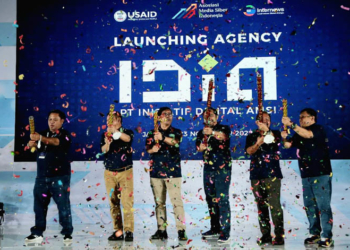 Asosiasi Media Siber Indonesia (AMSI) saat meluncurkan agency iklan dengan bendera PT Inisiatif Digital AMSI atau disingkat IDiA di Ballroom 1, Hotel JS Luwansa, Jakarta Selatan, Rabu (23/11/2022). Foto : Dokumentasi AMSI