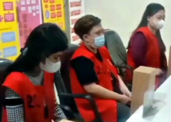 Kejaksaan Negeri (Kejari) Kota Gorontalo menerima berkas perkara dari Polres Gorontalo Kota, Rabu (7/12/2022). Berkas perkara yang diterima langsung oleh Kasi Pidum Kejarii Kota Gorontalo, Sumarni Larape, itu berupa tersangka atas nama STK alias Sheren, TEMM alias Chika, MNL alias Nathalia dari Polres Gorontalo Kota. Foto : Tangkapan layar video di Instagram Kejari Kota Gorontalo.