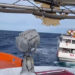 Tangkapan layar proses evakuasi kapal cepat Express Pricilia yang mengalami mati mesin di perairan Teluk Tomini, Senin (13/2/2022).