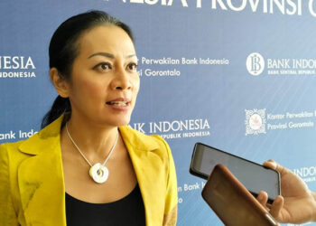 Dee Lestari. Foto Lukman Polimengo/mimoza.tv.