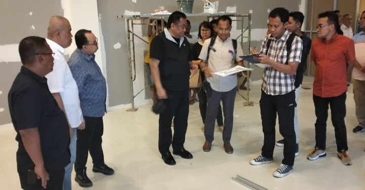 Wakil Ketua DPR RI Bidang Korinbang, Rachmad Gobel berkunjung ke Kantor DPW Nasdem Gorontalo yang baru.