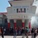 Tangkapan layar video siaran langsung aksi demo di Kantor Bupati Pohuwato, Kamis (21/9/2023).