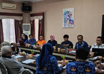 Dewan Pengupahan Provinsi Gorontalo periode 2023 - 2026 yang baru ditetapkan sesuai Surat Keputusan Gubernur Gorontalo Nomor 436/34/XI/2023 tanggal 15 November 2024 menggelar rapat awal terkait persiapan Pleno Penetapan UMP Tahun 2024.