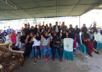 Kampanye partai Nasdem di Desa Totopo, Kecamatan Bilato, Kabupaten Gorontalo, Senin (4/12/2023).