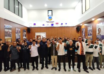Setelah menggelar rapat bersama partai pengusung, yakni Parta Nasdem, Partai Keadilan Sejahtera (PKS) Partai Kebangkitan Bangsa (PKB), dan Partai Umat,  Tim Pemenangan Daerah (TPD) pemenangan Paslon AMIN Provinsi Gorontalo resmi terbentuk, Senin (11/12/2023).