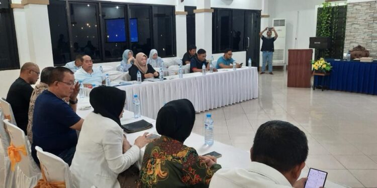 Pertemuan antara Komisi I DPRD Provinsi Gorontalo dengan pihak PT. Biomasa Jaya Abadi.