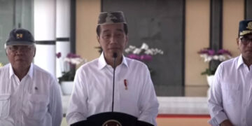 Tangkapan layar siaran langsung akun YouTube Sekretariat Presiden RI, dimana Presiden RI, Joko Widodo meresmikan pengoperasian Bandara Panua Pohuwato, Senin (22/4/2024).