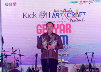 Kepala Perwakilan Bank Indonesia Provinsi Gorontalo, Dian Nugraha, saat memberikan sambutan pada penutupan ivent Gebyar UMKM 2024 Provinsi Gorontalo yang berlangsung selama dua hari di City Mall Gorontalo, Sabtu dan Ahad (27 – 28 April 2024). Foto : Lukman/mimoza.tv.