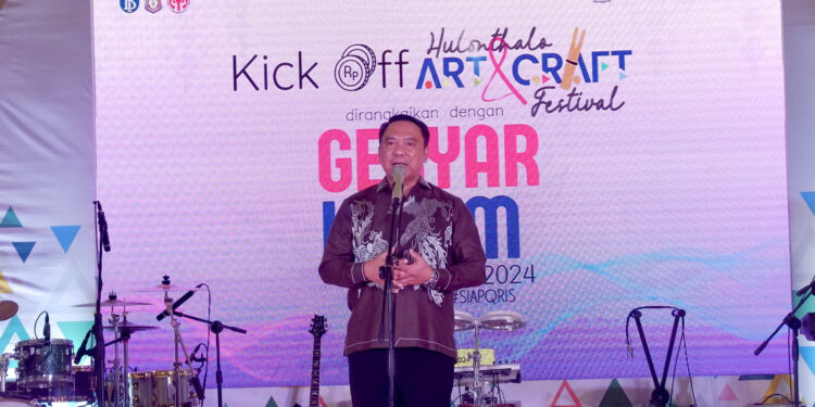Kepala Perwakilan Bank Indonesia Provinsi Gorontalo, Dian Nugraha, saat memberikan sambutan pada penutupan ivent Gebyar UMKM 2024 Provinsi Gorontalo yang berlangsung selama dua hari di City Mall Gorontalo, Sabtu dan Ahad (27 – 28 April 2024). Foto : Lukman/mimoza.tv.