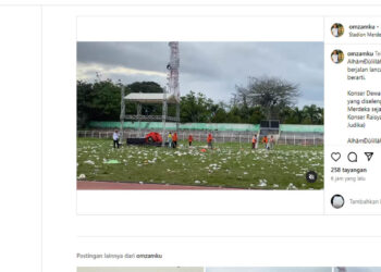 Tangkapan layar status IG omzamku